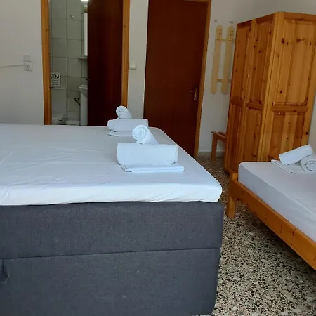 Anna Hotel *