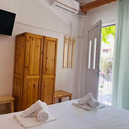 Anna Maria Hotel *