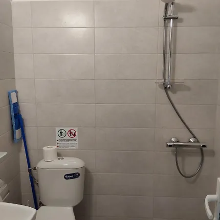 Anna Maria *