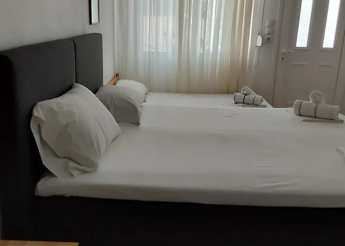 Anna Maria Hotel *
